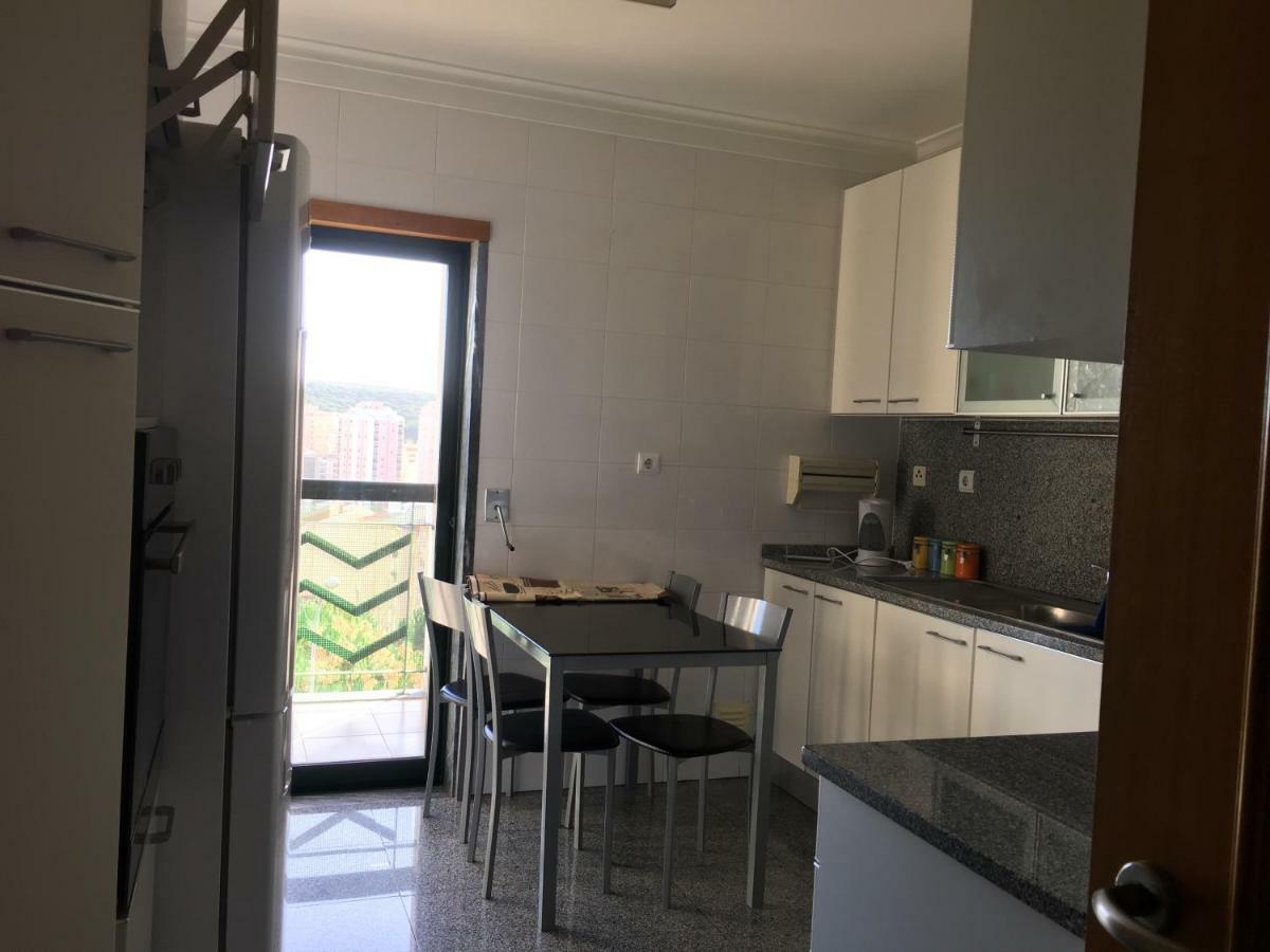 Apartamento Novo Muito Confortavel Com Vista Rio Alges Ngoại thất bức ảnh